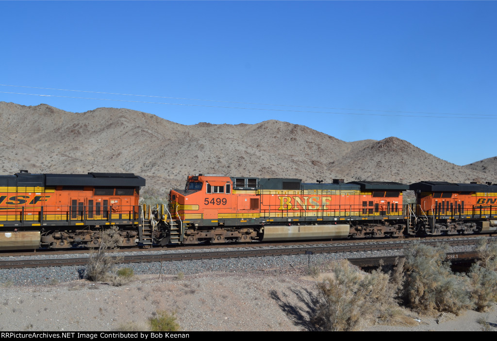 BNSF 5499